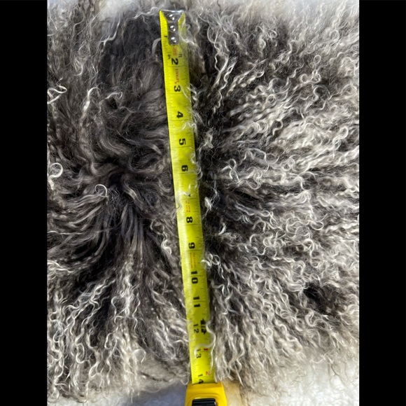 Karl Donoghue shearling scarf - Picture 3 of 7